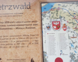 Ilustracja do artykułu Piesza, leśna pielgrzymka do miejsca kultu religijnego na nogach do Gietrzwałdu