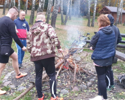 Ilustracja do artykułu Listopadowy leśny wyjazd rowerowy do Zalesia