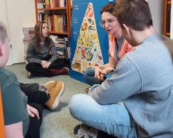 Ilustracja do artykułu BRAJAN CZYTA UTWORY BRZECHWY MAŁYM PACJENTOM