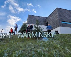 Ilustracja do artykułu CZAS WOLNY W PARKU TRAMPOLIN, NA BASENIE I NA GOKARTACH